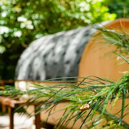 River Tribe Glamping Lyxtält *