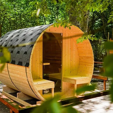 Lyxtält River Tribe Glamping Laino Borgo